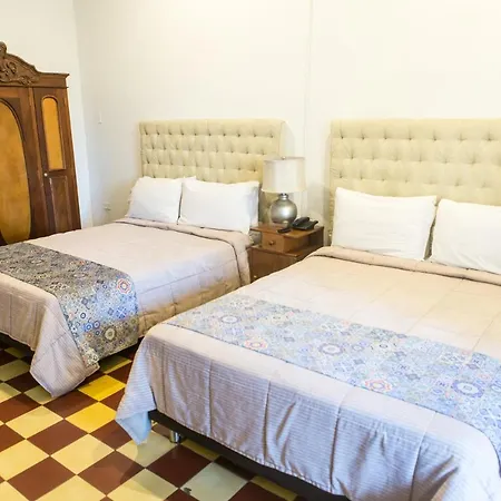 El Claustro House