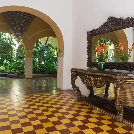 El Claustro House Hotel 4*