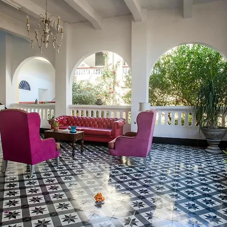 Hotel El Claustro House 4*