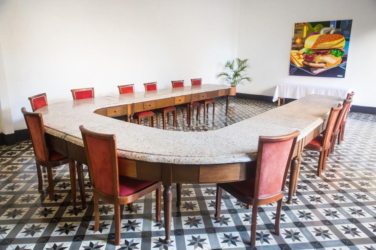 El Claustro House 4*